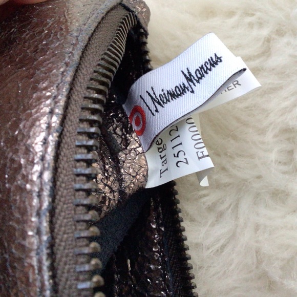 Marc Jacobs 100% Metallic Leather Top Zip Signature Clutch - Picture 6 of 9